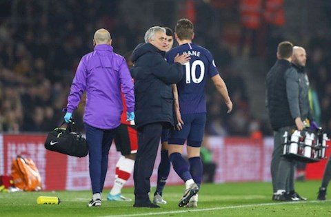 HLV Jose Mourinho nói về chấn thương của Harry Kane hình ảnh