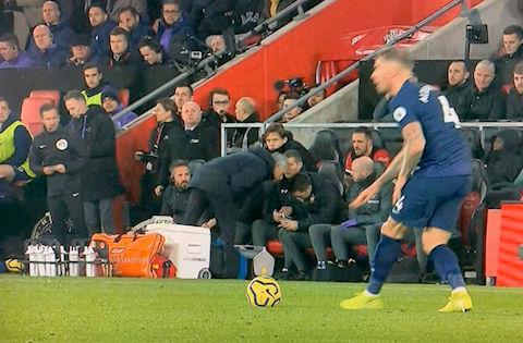 Southampton 1-0 Tottenham HLV Jose Mourinho xem trộm chiến thuật hình ảnh
