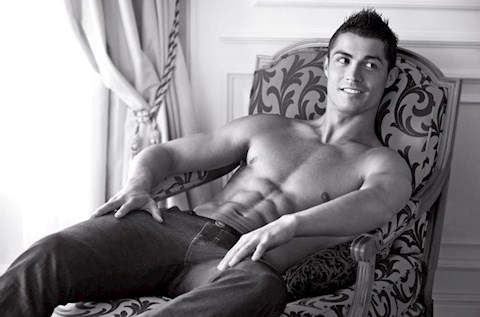 Cristiano Ronaldo vẫn giàu có nhất nhì làng bóng đá thế giới hình ảnh