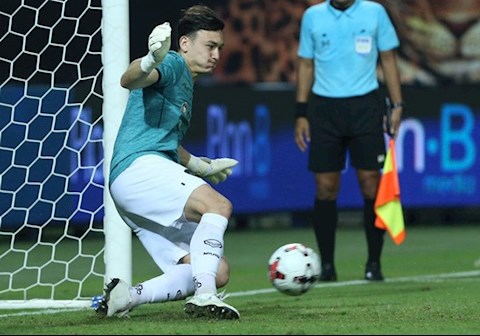 HLV TP.HCM chỉ ra cái tên đủ sức thay thế Đặng Văn Lâm ở ĐT Việt Nam