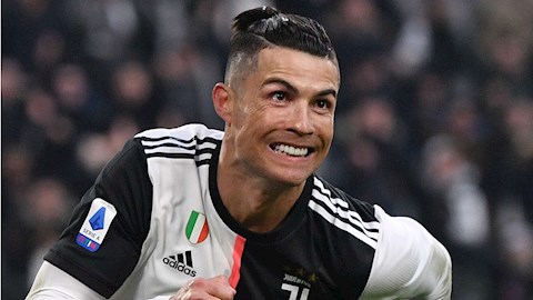 Ghi hat-trick, Ronaldo mở hàng 2020 bằng những kỷ lục ấn tượng hình ảnh