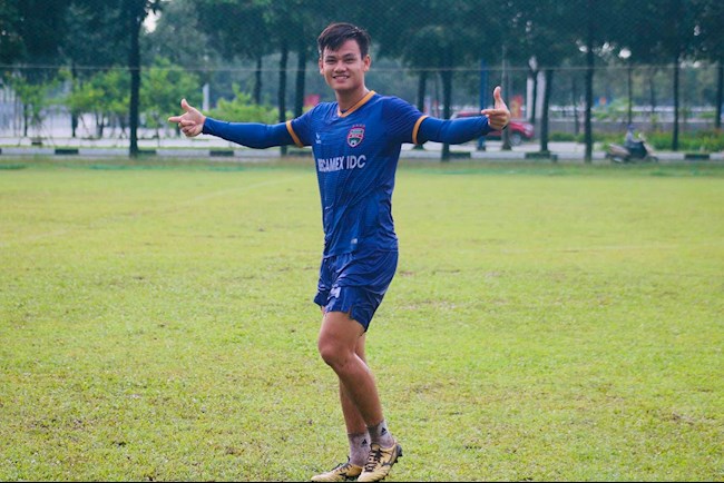  Hồ Tấn Tài xin nghỉ thi đấu để dạm ngõ hình ảnh