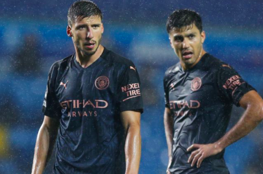 Man City chốt danh sách dự C1: Pep phũ phàng với sao TBN