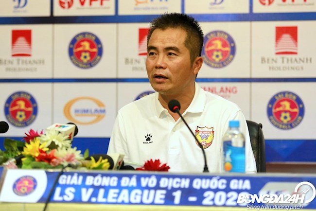 Mourinho Việt Nam và vận đen đến khó tin ở V-League 2021