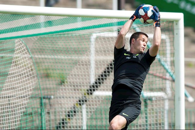 Sau hàng loạt ngôi sao, tới lượt Filip Nguyễn có kết quả dương tính với Covid-19