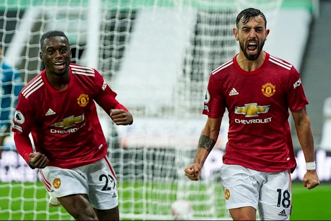 Bruno: Không ngờ Wan-Bissaka cũng biết sút bóng!