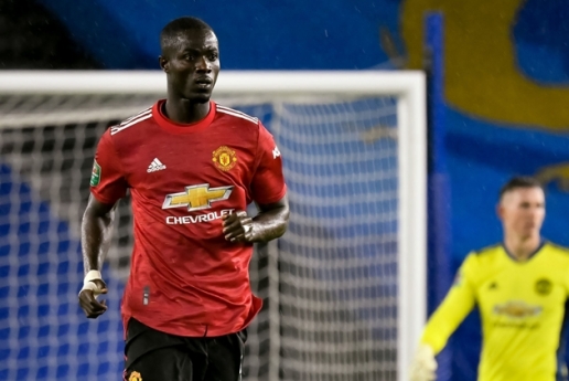 Hài hước: Bailly nhắc Cavani dù ghi bàn cũng đừng quên sống ảo