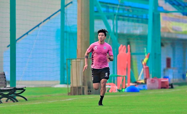 Đoàn Văn Hậu sẽ tái xuất trong trận gặp Sài Gòn FC hình ảnh