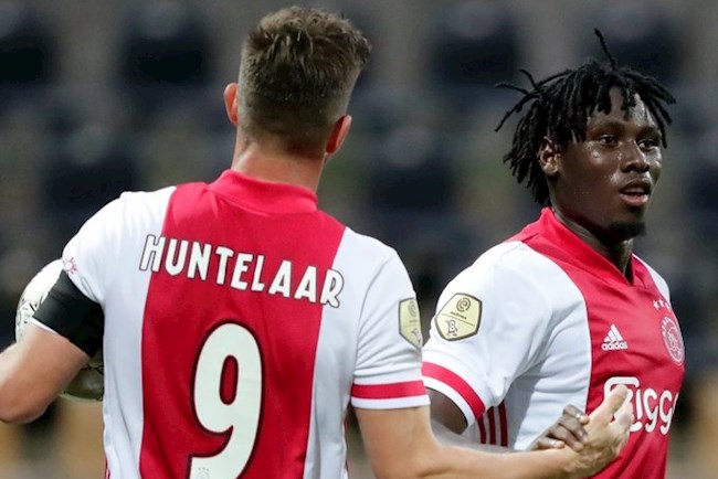 Kinh hoàng Ajax Amsterdam huỷ diệt đối thủ 13 bàn không gỡ! hình ảnh