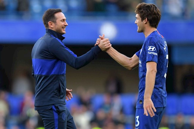 Lampard phủ nhận chuyện cạch mặt Marcos Alonso sau hành động vô kỉ luật