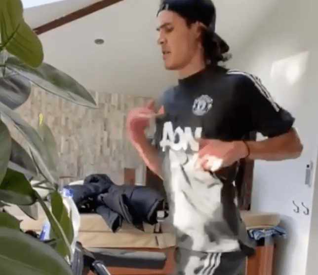 Chưa đến MU, Edinson Cavani đã gây ấn tượng lớn hình ảnh 2