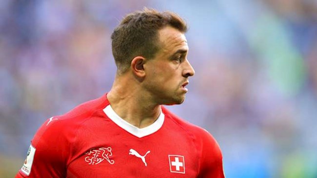 Tiết lộ bất ngờ vụ tiền vệ Xherdan Shaqiri nhiễm Covid-19 hình ảnh