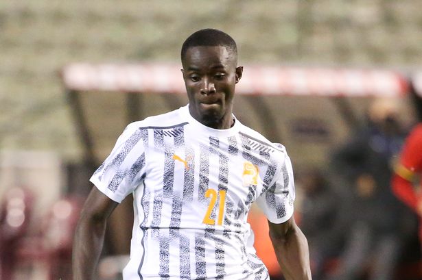 Bailly trấn an CĐV MU sau chấn thương