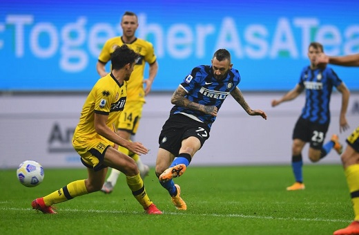 Perisic ghi bàn muộn, Inter thoát thua trong gang tấc