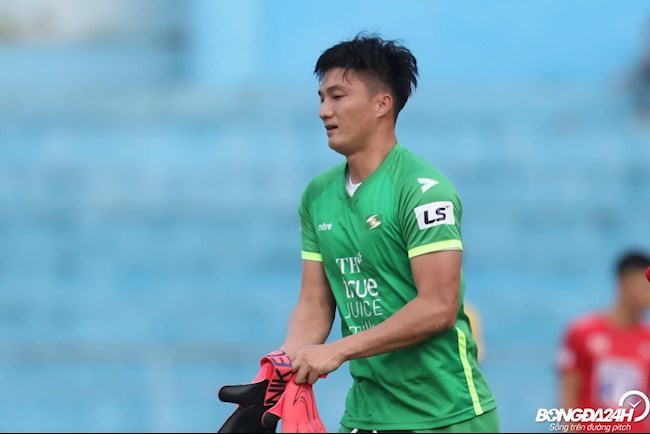 Thủ môn Văn Hoàng chia tay SLNA sau V.League 2020?