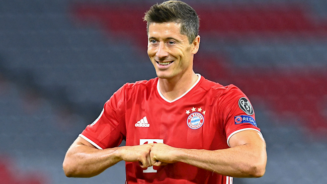 Lewandowski đoạt giải cầu thủ ấn tượng nhất năm