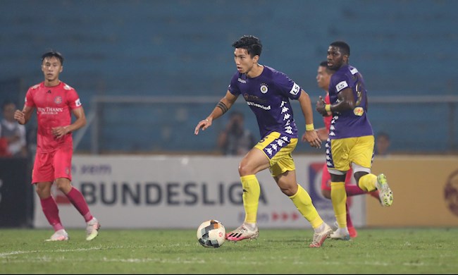 Văn Hậu sẽ phải lên bàn mổ để điều trị dứt điểm chấn thương