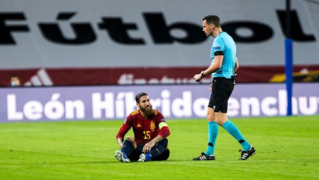 Real Madrid dính virus FIFA nghiêm trọng, toang dàn trung vệ