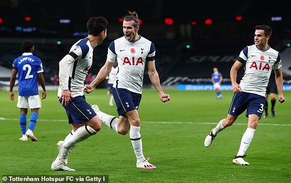 Rot cuc Gareth Bale cung da co ban dau tien cho Tottenham o mua nay