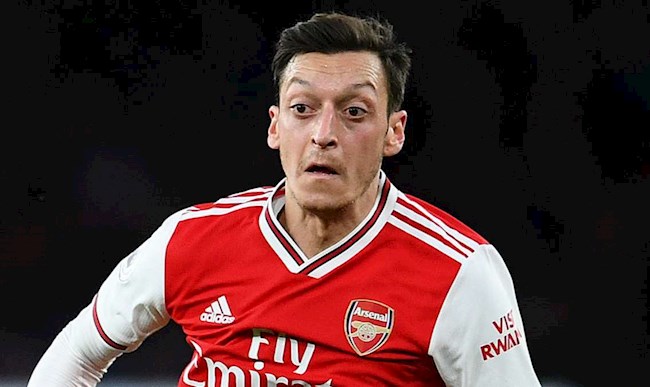 Giữa Arteta và Mesut Ozil có mâu thuẫn không thể hóa giải hình ảnh