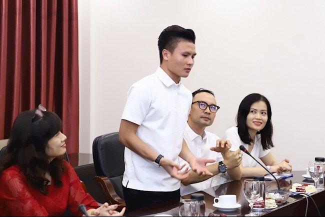 Quang Hải chính thức trở thành tân sinh viên đại học