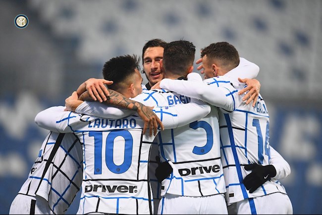 Alexis Sanchez lập công, Inter đánh bại hiện tượng Sassuolo