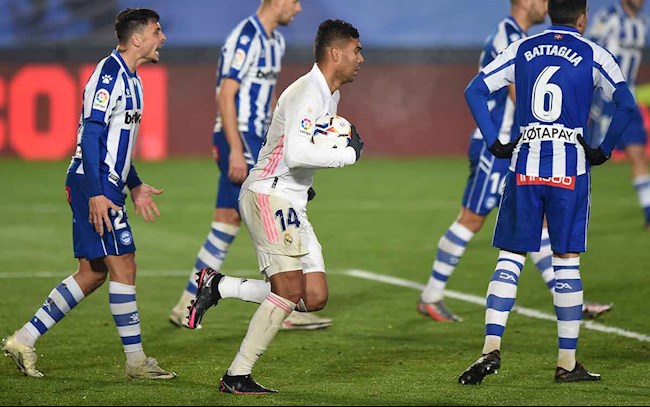 Ket qua Real Madrid vs Alaves: ban thang cua Casemiro la qua muon mang