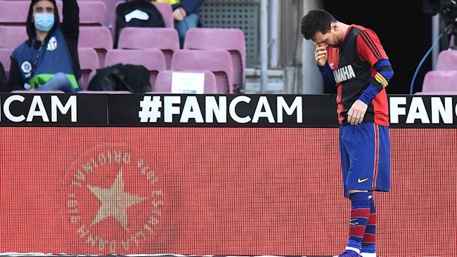 HLV Koeman nói gì về màn tri ân Maradona của Lionel Messi ở trận thắng Osasuna