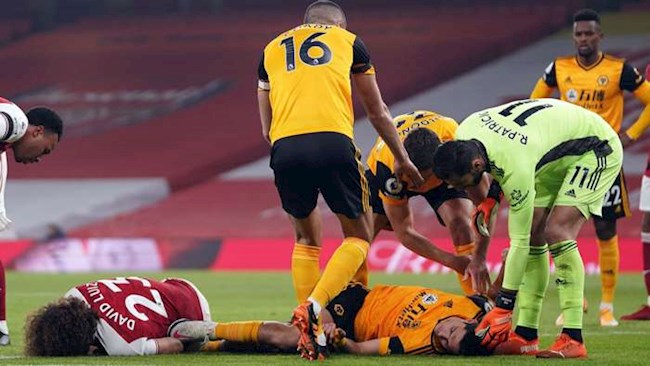 Wolves xác nhận Jimenez chấn thương sọ não trước Arsenal hình ảnh