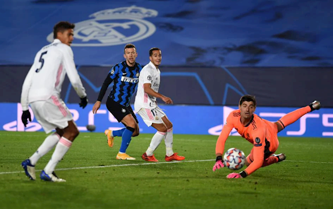Perisic dem ve ban go hoa 2-2 cho Inter Milan