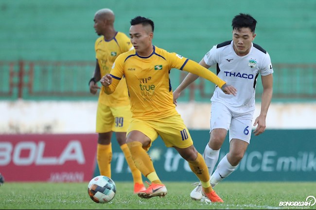 HLV Huỳnh Đức lên tiếng khi Hồ Tuấn Tài không gia nhập SHB Đà Nẵng