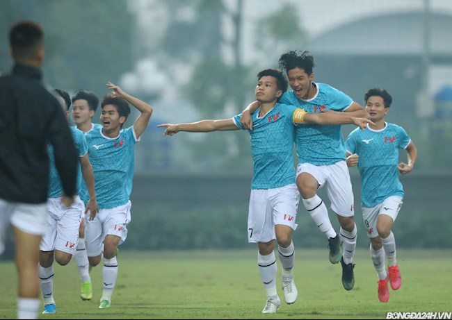 Giành ngôi vô địch, đội trưởng U17 PVF tiết lộ thần tượng Trần Đình Trọng