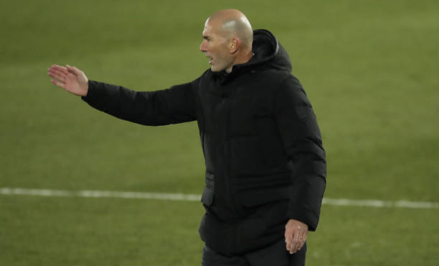 Zidane lên tiếng về tương lai sau khi đưa Real vào vòng 18 C1 hình ảnh