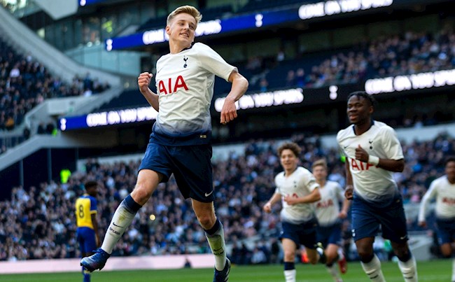 Tottenham chính thức có hợp đồng mới