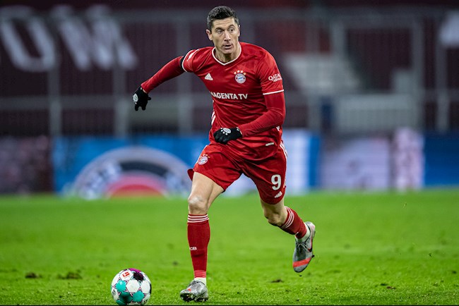 Union Berlin vs Bayern Munich (00h30 ngày 13/12): Lewandowski thiếu đi đối trọng trong ngày cán mốc lịch sử