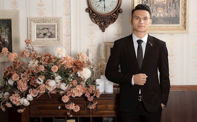 Chiêm ngưỡng ảnh cưới lung linh của tuyển thủ QG Phạm Xuân Mạnh