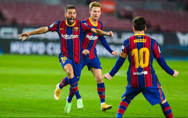 Ket qua bong da Tay Ban Nha Barca vs Sociedad: Jordi Alba an mung voi doi tac an y Messi