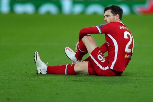 Robertson và Henderson lại dính chấn thương, HLV Klopp phản ứng thế nào?