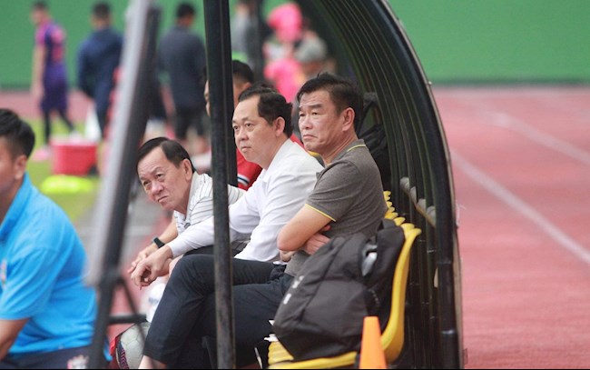 HLV Phan Thanh Hùng nói gì sau trận thua đau của Bình Dương?