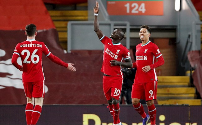 Mane sánh ngang thành tích của Suarez, đi vào lịch sử Liverpool