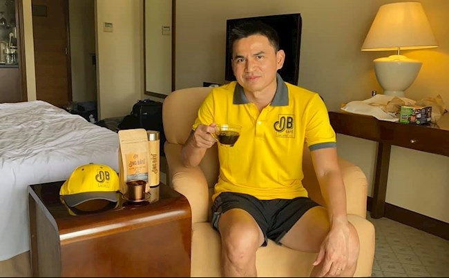 Kiatisuk khen ngợi Việt Nam với báo chí Thái Lan