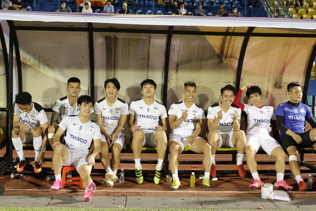 Công Phượng và Văn Toàn diện giày đôi cực chất