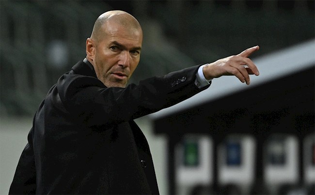 Sanchez: “Real sa thải Zidane vào lúc này là quá vội!”