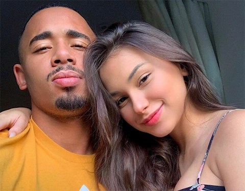 Sao Man City chia tay bạn gái để tập trung cho sự nghiệp