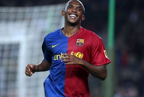 Tiết lộ: Cựu đội trưởng Barca là người giữ Báo đen Etoo ở lại Camp Nou hè 2008