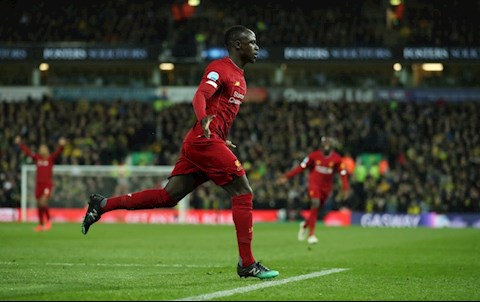 Tuy nhien chi can mot khoanh khac loe sang, Sadio Mane da giup Liverpool noi dai mach toan thang