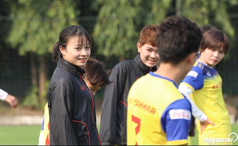 ẢNH: Hotgirl bóng đá nữ Hoàng Thị Loan tiết lộ bất ngờ về Công Phượng