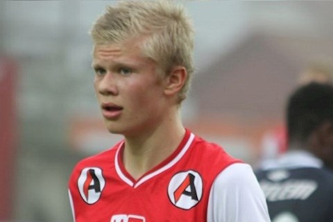 VIDEO: Erling Haaland sớm bộc lộ khả năng săn bàn từ khi 13 tuổi