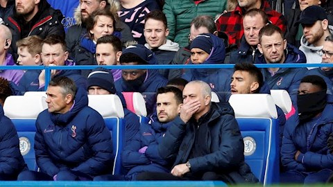 Chelsea 2-1 Tottenham Mourinho lại viện cớ kêu ca cho thất bại hình ảnh