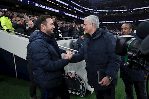 Chelsea vs Tottenham Lampard xỉa xói thói ỉ ôi thầy cũ Mourinho hình ảnh